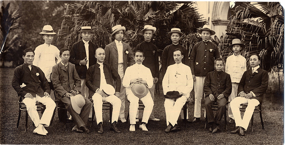 Image04TMH members in Singapore 1906 NAS